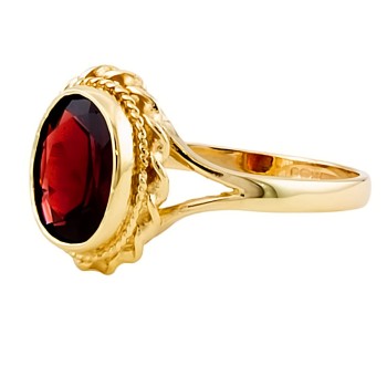 9ct Gold Garnet Ring Size Q